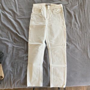 White denim pants